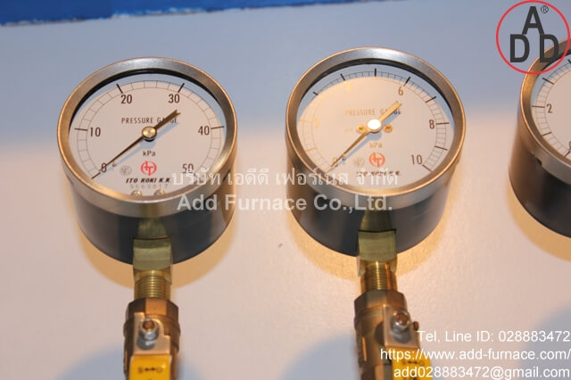 ITO KOKI K.K. PRESSURE GAUGE (3)